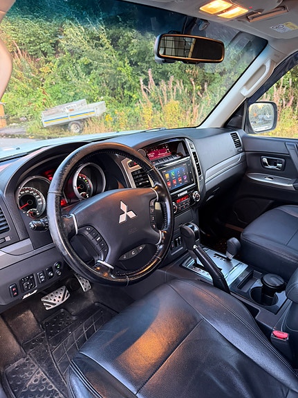 Mitsubishi Pajero 20 of 30