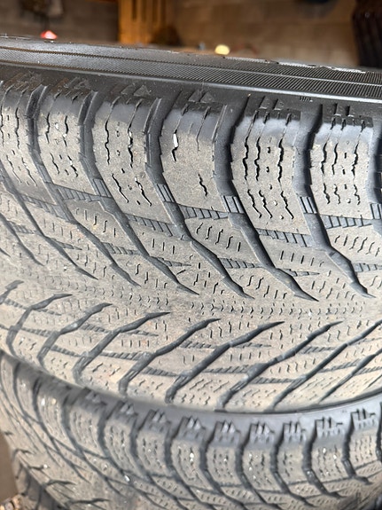 Mitsubishi Pajero 30 of 30