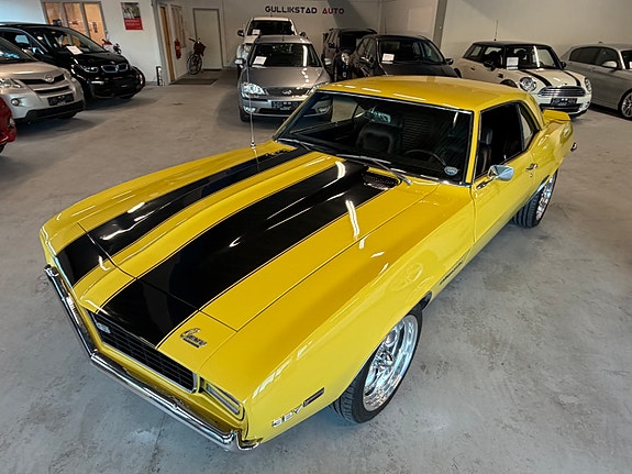 Chevrolet Camaro 11 of 30