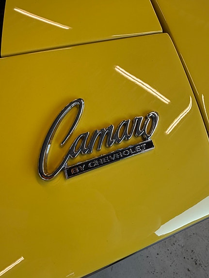 Chevrolet Camaro 22 of 30