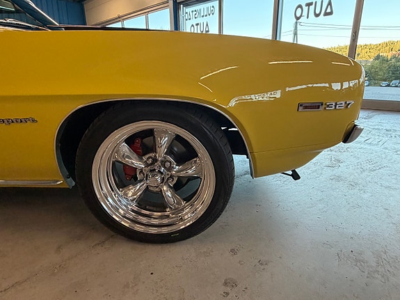 Chevrolet Camaro 10 of 30