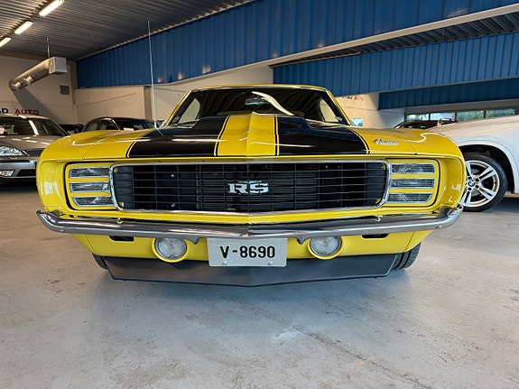 Chevrolet Camaro 2 of 30