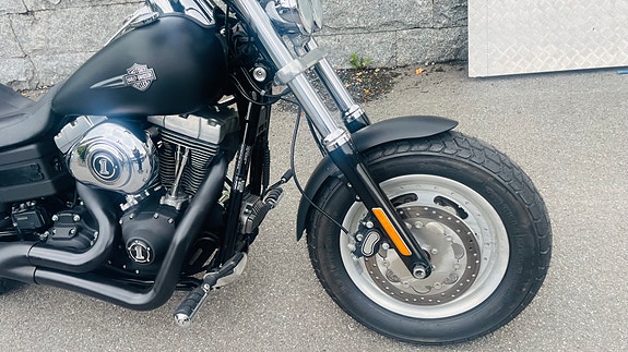 Harley-Davidson Fat Bob FXDF 6 of 30