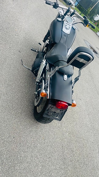 Harley-Davidson Fat Bob FXDF 19 of 30