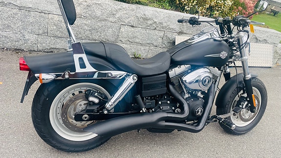 Harley-Davidson Fat Bob FXDF 13 of 30