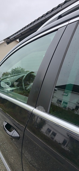 Volkswagen Passat 8 of 15