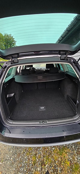 Volkswagen Passat 15 of 15