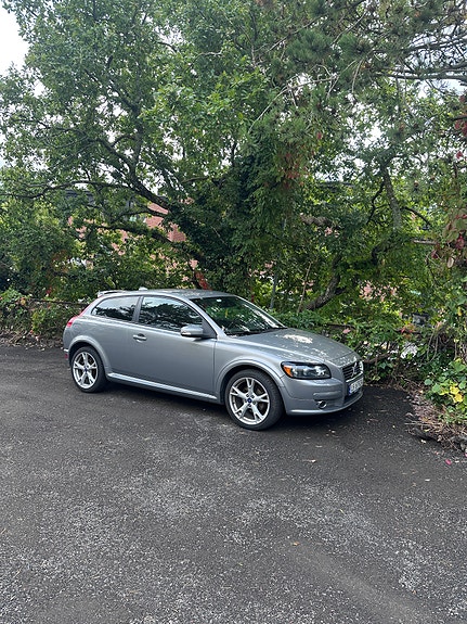 Volvo C30 2 of 7