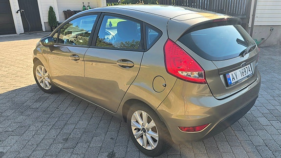 Ford Fiesta 6 of 27