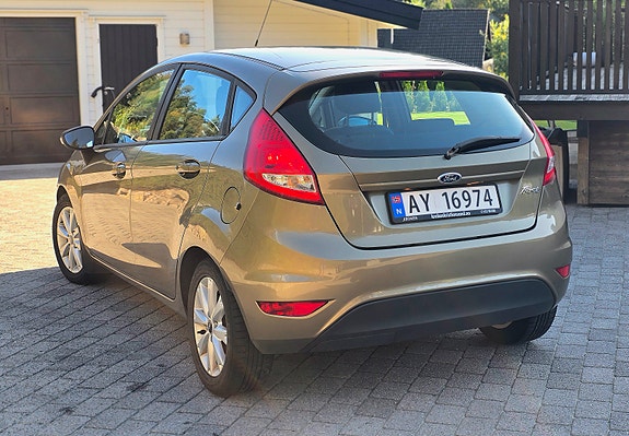 Ford Fiesta 4 of 27