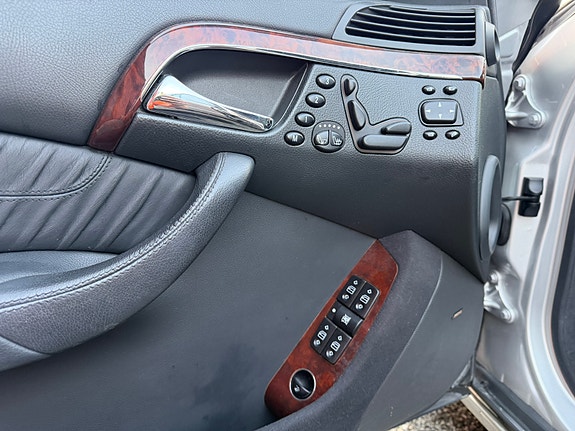 Mercedes-Benz S350 13 of 30