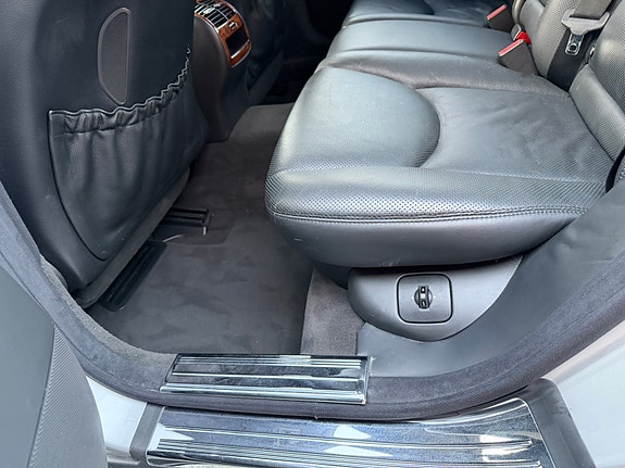 Mercedes-Benz S350 12 of 30