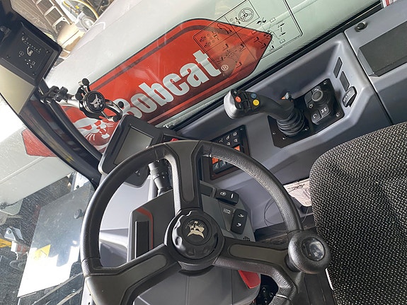 Bobcat Tl2560 agri 6 of 7