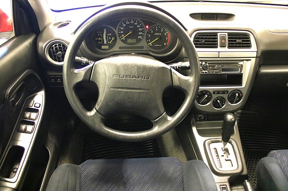 Subaru Impreza 12 of 13