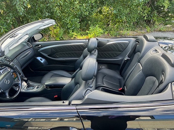 Mercedes-Benz CLK200 8 of 18