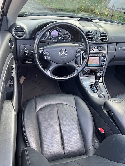 Mercedes-Benz CLK200 6 of 18