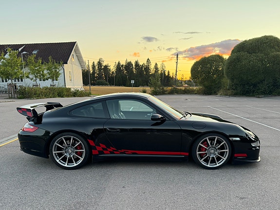 Porsche 911 12 of 30