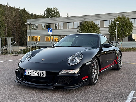 Porsche 911 4 of 30