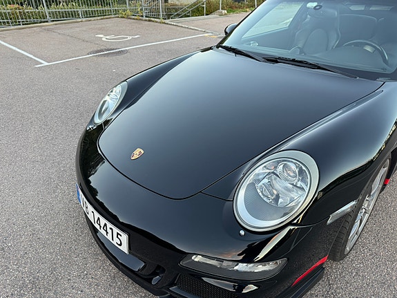 Porsche 911 19 of 30