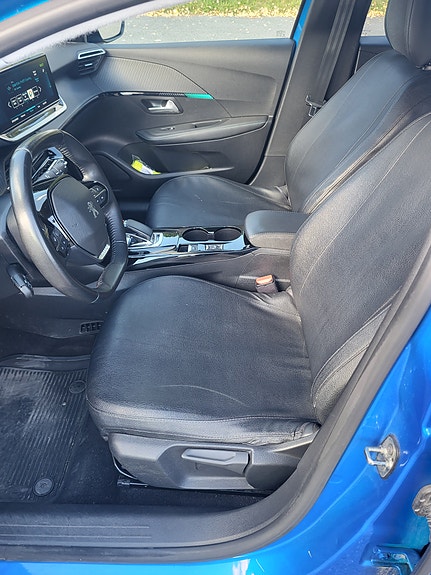 Peugeot 208 9 of 25