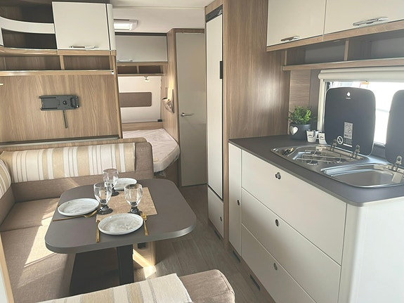 Bürstner Premio 550 TK NEDSATT MED 120 000.- / SUPER FAMILIEVOGN 10 of 30