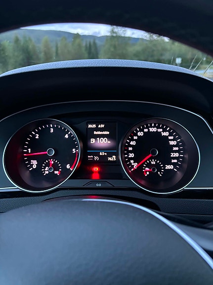Volkswagen Passat Alltrack 22 of 24