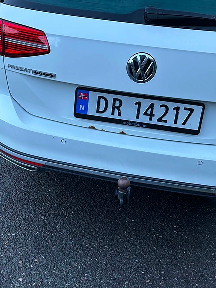 Volkswagen Passat Alltrack 8 of 24