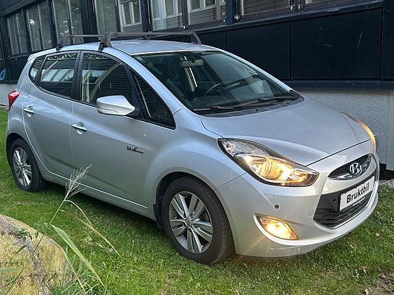 Hyundai ix20 2 of 25