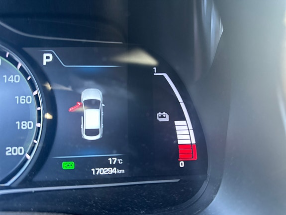 Hyundai IONIQ 6 of 11