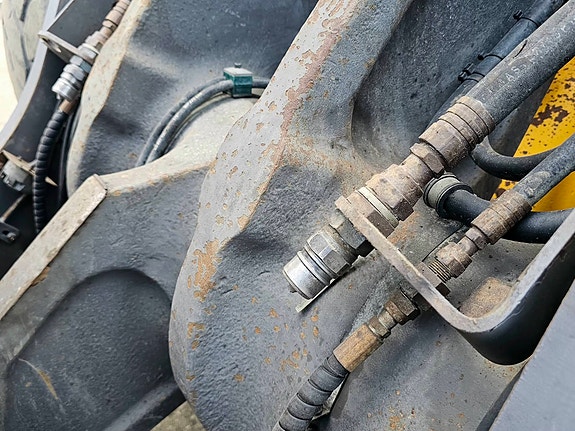 Volvo L120H, 2018 mod, 9960 timer, spakstyring, 3. funksjon, vekt med skriver, sentralsmøring, Volvo skuff, BM-feste 12 of 30
