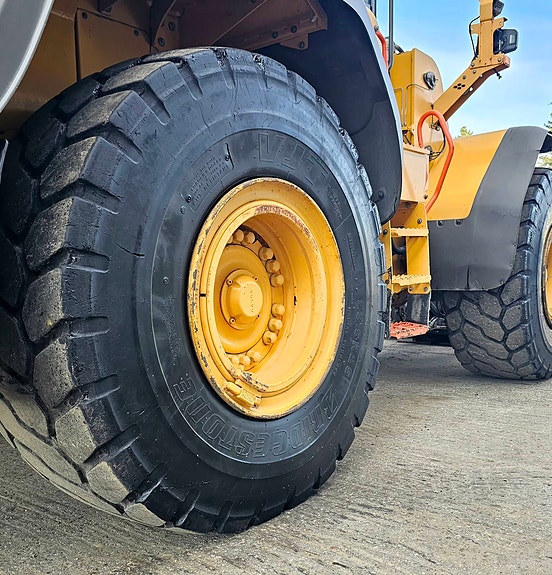 Volvo L120H, 2018 mod, 9960 timer, spakstyring, 3. funksjon, vekt med skriver, sentralsmøring, Volvo skuff, BM-feste 16 of 30