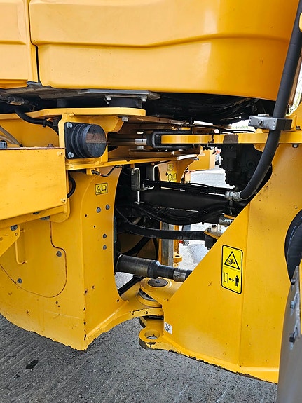 Volvo L120H, 2018 mod, 9960 timer, spakstyring, 3. funksjon, vekt med skriver, sentralsmøring, Volvo skuff, BM-feste 22 of 30