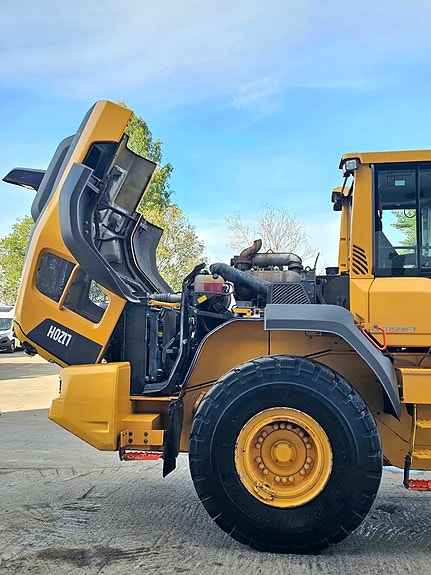 Volvo L120H, 2018 mod, 9960 timer, spakstyring, 3. funksjon, vekt med skriver, sentralsmøring, Volvo skuff, BM-feste 26 of 30