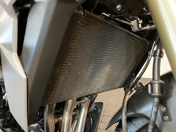 Suzuki GSR 750 A *** NYE DEKK * SERVICE/GARANTI *** 26 of 30