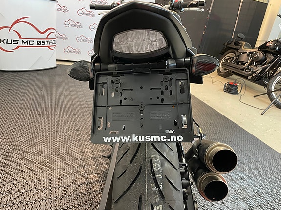 Suzuki GSR 750 A *** NYE DEKK * SERVICE/GARANTI *** 10 of 30