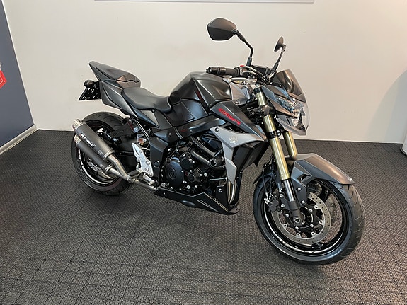Suzuki GSR 750 A *** NYE DEKK * SERVICE/GARANTI *** 5 of 30
