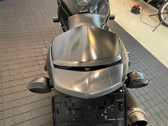 Suzuki GSR 750 A *** NYE DEKK * SERVICE/GARANTI *** 9 of 30