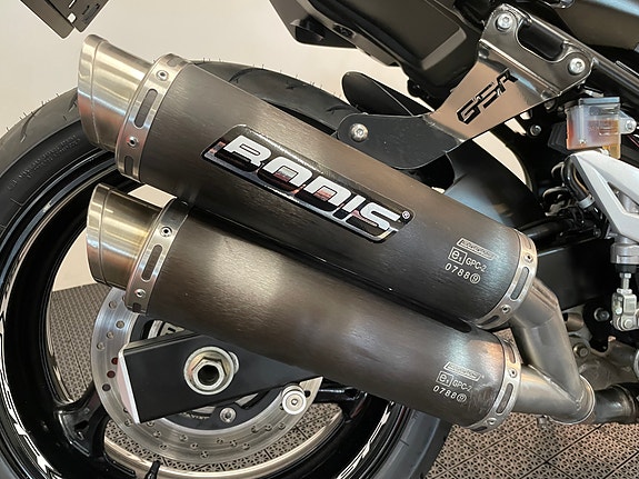 Suzuki GSR 750 A *** NYE DEKK * SERVICE/GARANTI *** 15 of 30