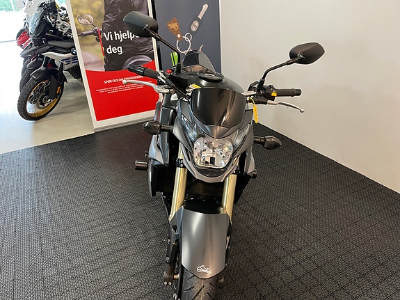 Suzuki GSR 750 A *** NYE DEKK * SERVICE/GARANTI *** 30 of 30