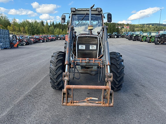 Massey Ferguson 390 29 of 30