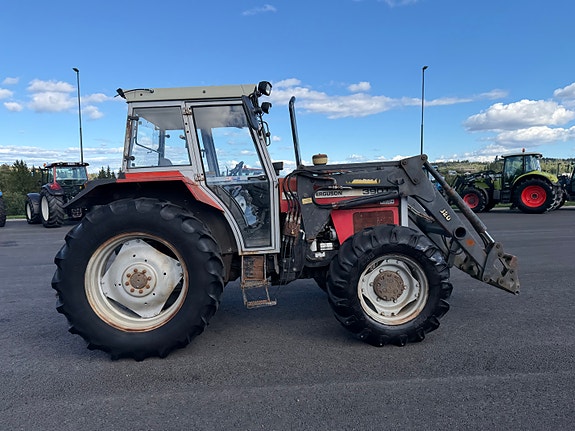 Massey Ferguson 390 21 of 30