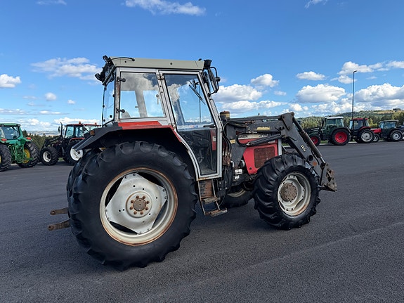 Massey Ferguson 390 19 of 30