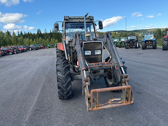 Massey Ferguson 390 28 of 30
