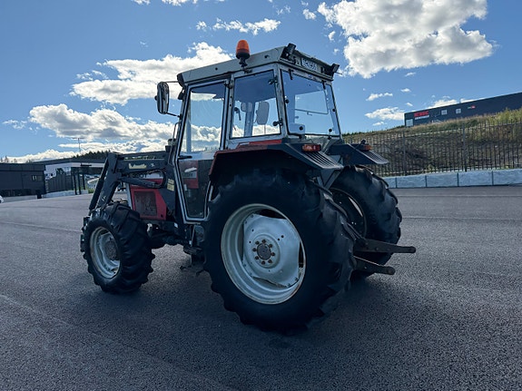 Massey Ferguson 390 8 of 30