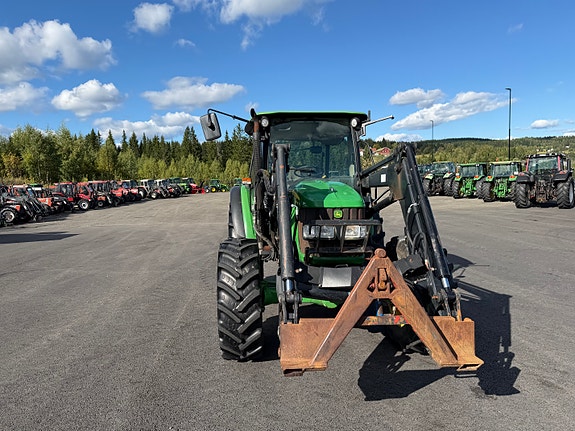 John Deere 5080 M 25 of 30