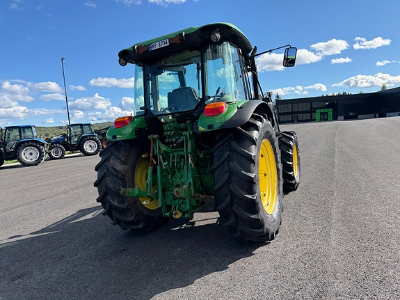 John Deere 5080 M 14 of 30