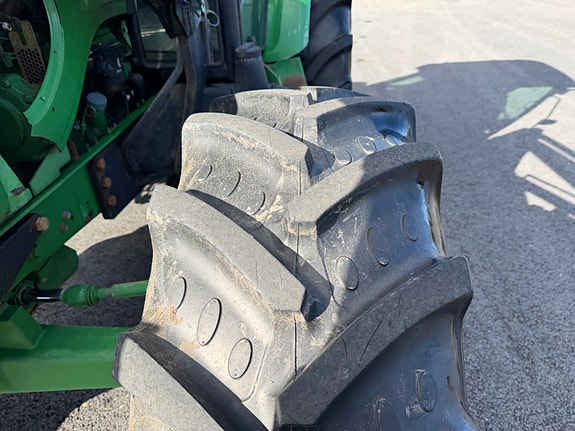 John Deere 5080 M 28 of 30
