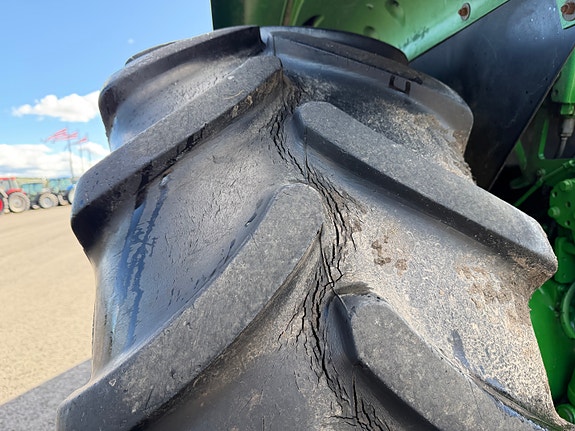John Deere 5080 M 30 of 30