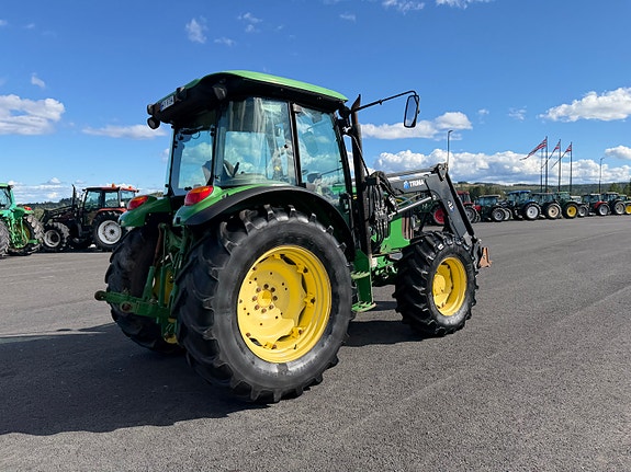 John Deere 5080 M 16 of 30