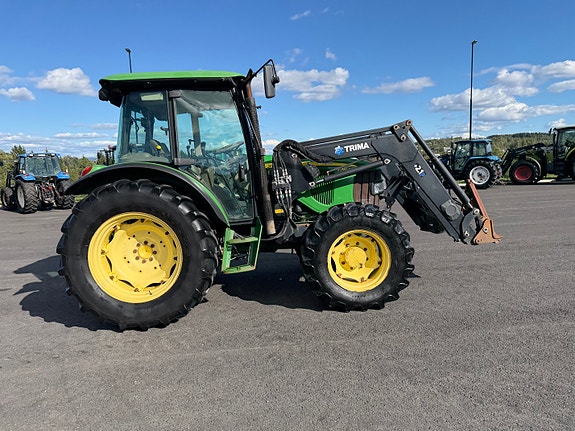 John Deere 5080 M 19 of 30